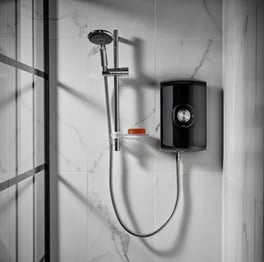 triton-amore-electric-shower-85kw-gloss-black-aspamo8gsblk