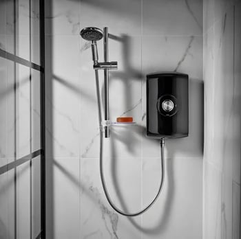 triton-amore-electric-shower-85kw-gloss-black-aspamo8gsblk